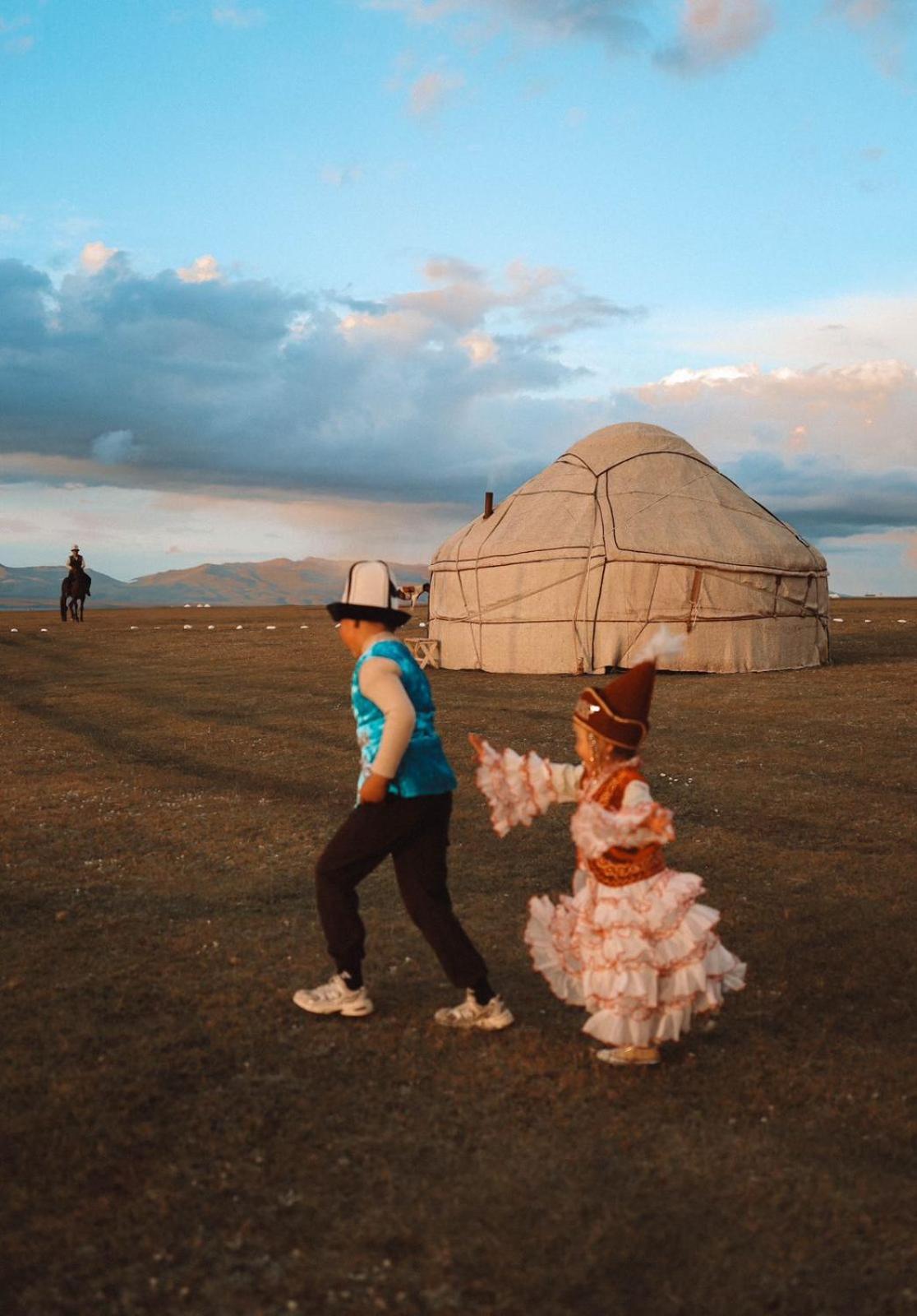 Hotel Zalkar Yurt Camp Song-Kul Exterior foto